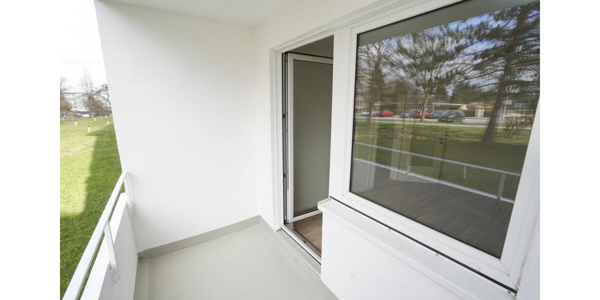 Erdgeschoßwohnung Chemnitz Adelsberg - 3 Zimmer, 92 m&sup2;, 571&euro; | Angebot:25883842