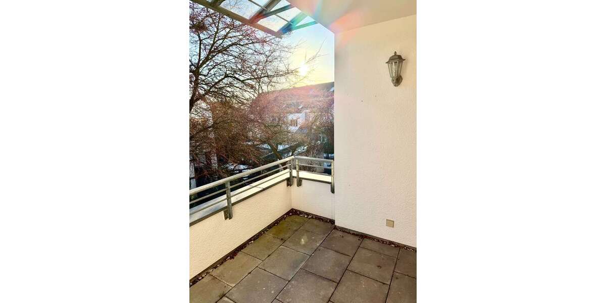 Etagenwohnung Chemnitz Grüna - 2 Zimmer, 49 m&sup2;, 67.000&euro; | Angebot:23673391
