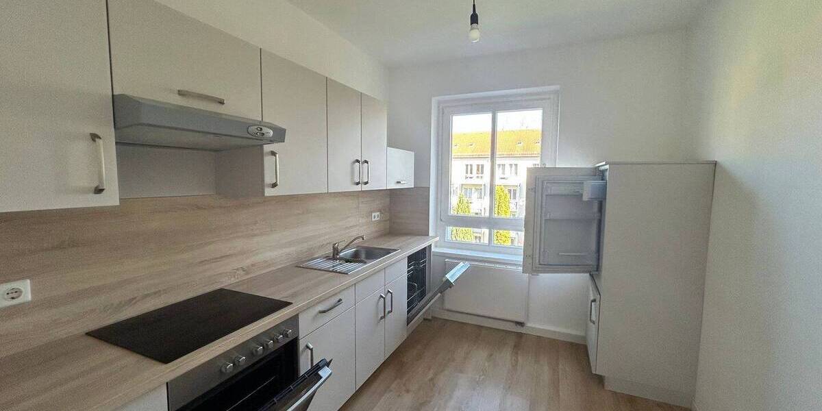 Etagenwohnung Chemnitz Lutherviertel - 2 Zimmer, 52 m&sup2;, 272&euro; | Angebot:26377634