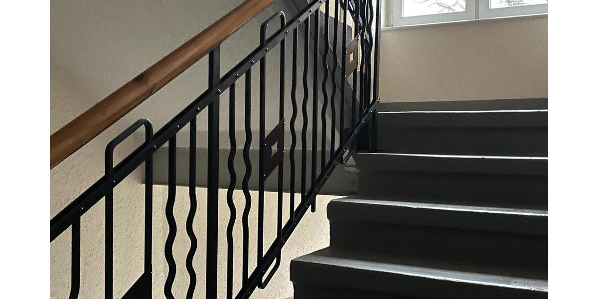 Kleine Wohnung mit großem Balkon zur Selbstnutzung gesucht? Ab sofort frei! 1.5 zimmer