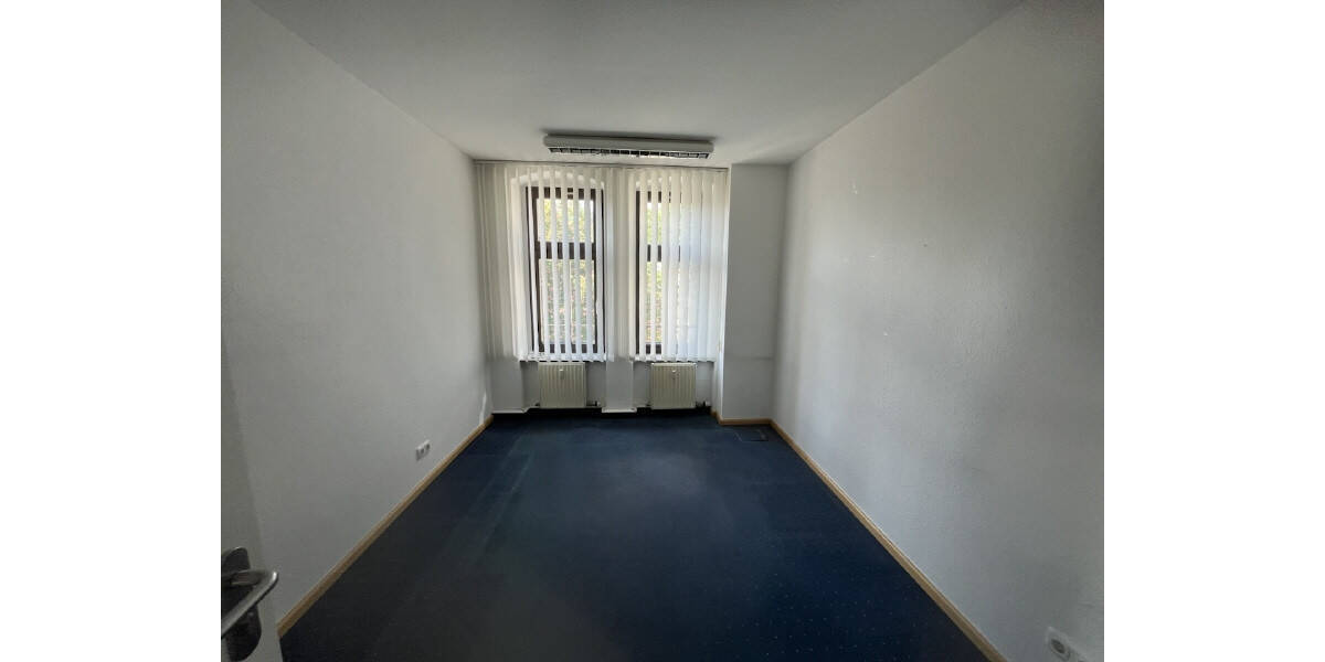 Gewerbeobjekt Chemnitz Adelsberg - 8 Zimmer, 1.950.000&euro; | Angebot:25734688