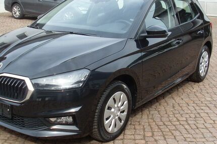 Skoda Fabia 33.500 km 16.990 &euro; Waldheim 04736