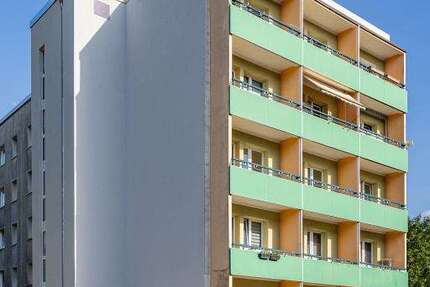 Wohnung zum Mieten in Brandenburg an der Havel 184,34 € 28.36 m²