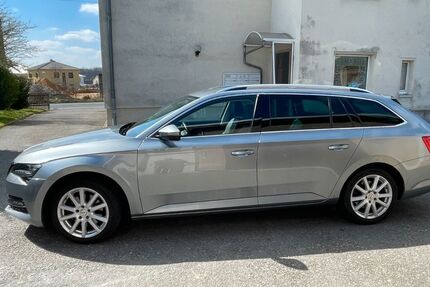 Skoda Superb 95.800 km 18.900 &euro; Hohenstein-Ernstthal 09337