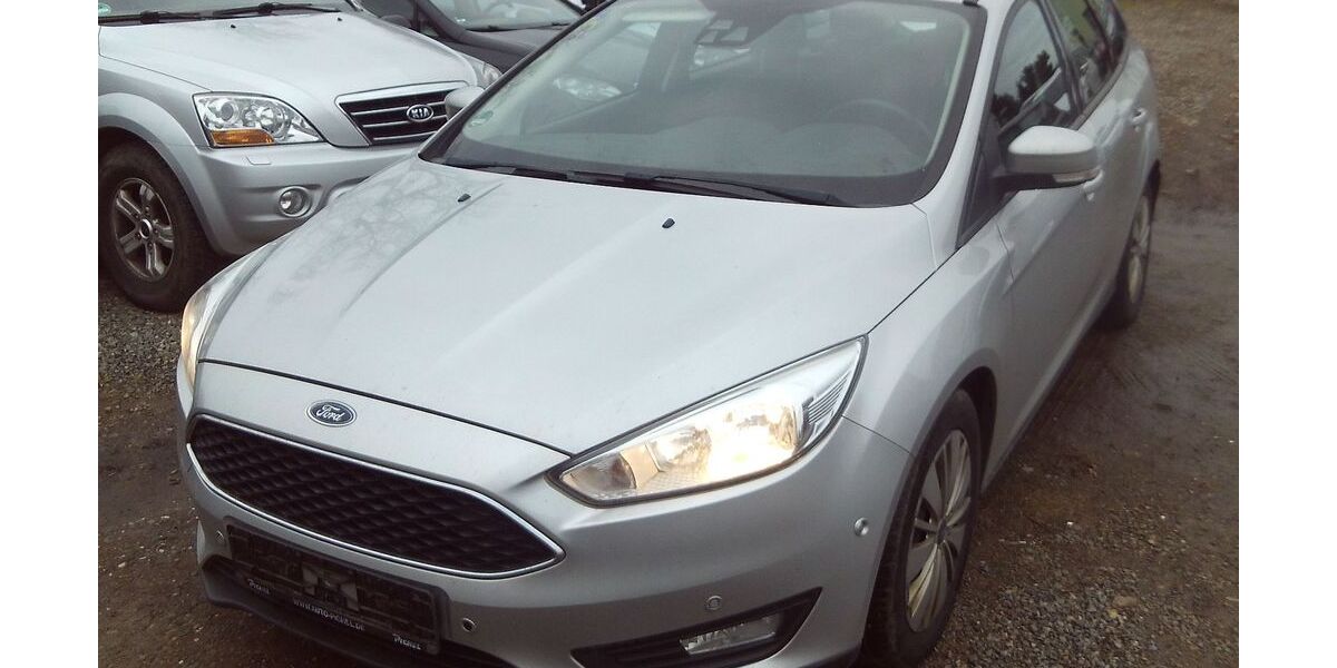 Ford Focus 203.000 km 5.300 € Limbach-Oberfrohna 09212