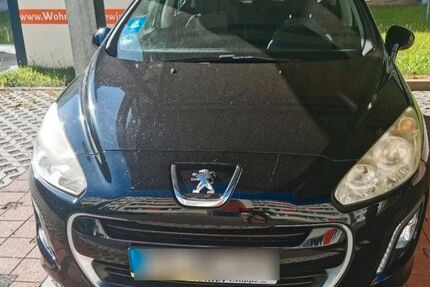 Peugeot 308 68.000 km 2.300 &euro; Flöha 09557