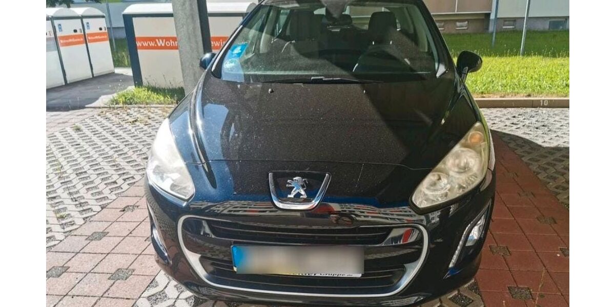 Peugeot 308 68.000 km 3.200 &euro; Flöha 09557