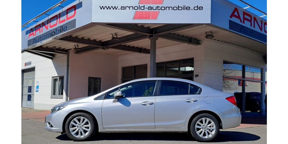 Honda Civic 109.800 km 8.800 &euro; Chemnitz 09130