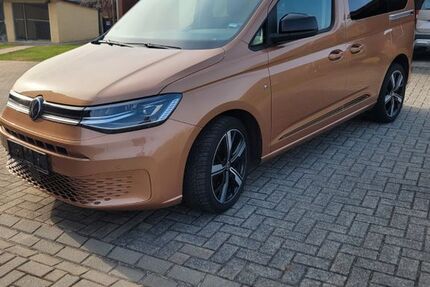 VW Caddy 76.000 km 24.700 &euro; Seelitz 09306