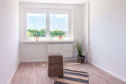 Wohnung zum Mieten in Chemnitz 464 € 84.37 m² 4 zimmer