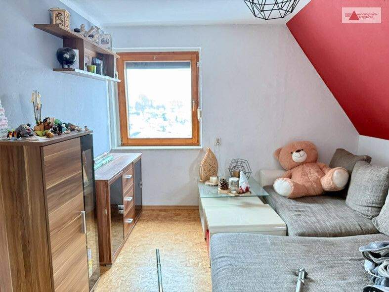 Einfamilienhaus Wiesa / Neundorf Neundorf - 7 Zimmer, 150 m&sup2;, 66.000&euro; | Angebot:25779071