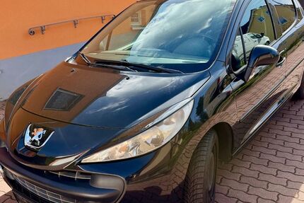 Peugeot 207 147.000 km 1.250 &euro; Neukirchen 09221
