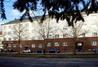 Zimmer Chemnitz Bernsdorf - 1 Zimmer, 24 m&sup2;, 153&euro; | Angebot:26273980