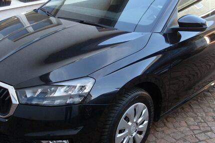 Skoda Fabia 26.700 km 14.500 &euro; Waldheim 04736