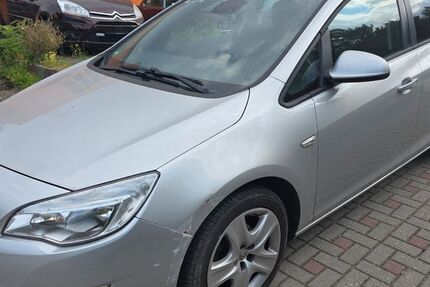 Opel Astra 103.000 km 3.490 € Chemnitz 09114