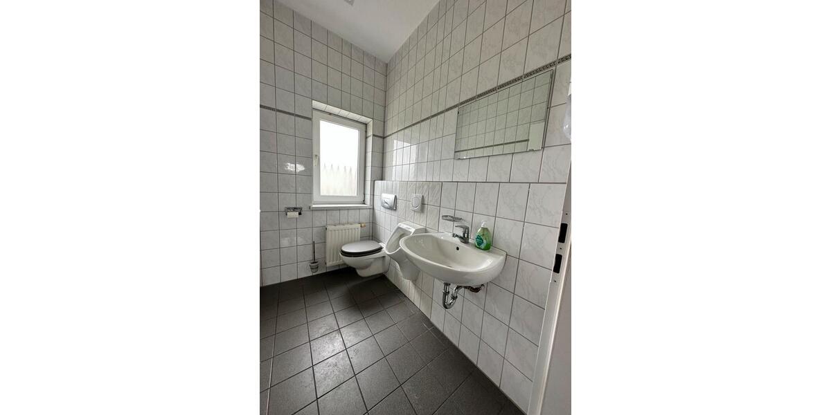 Gewerbeobjekt Brand-Erbisdorf Erbisdorf - 2.490&euro; | Angebot:26259152