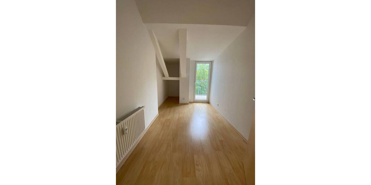 Etagenwohnung Chemnitz Lutherviertel - 3 Zimmer, 57 m&sup2;, 327&euro; | Angebot:26320318