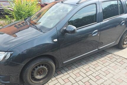 Dacia Logan 122.680 km 4.490 &euro; Chemnitz 09114