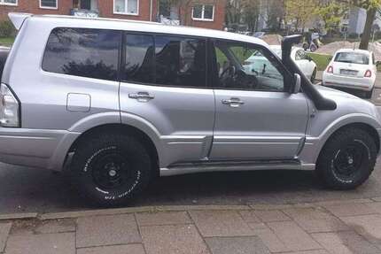 Mitsubishi Pajero 195.000 km 6.378 &euro; Chemnitz 09126