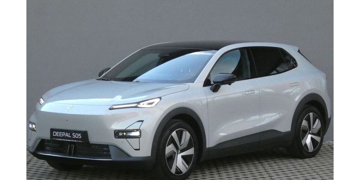  andere Deepal S05 3.000 km 34.790 &euro; Burgstädt 09217