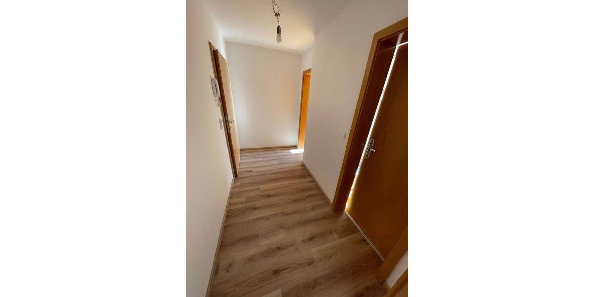Zimmer Chemnitz Lutherviertel - 1 Zimmer, 28 m&sup2;, 170&euro; | Angebot:25970872