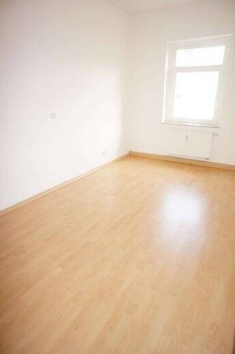 Etagenwohnung Chemnitz Ebersdorf - 2 Zimmer, 63 m&sup2;, 318&euro; | Angebot:26731162