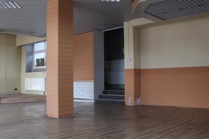 Gut sichtbare Ladenfläche in fußläufiger Nähe zur Innenstadt zimmer