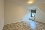 Dachgeschoßwohnung Chemnitz Ebersdorf - 3 Zimmer, 77 m&sup2;, 380&euro; | Angebot:23228002