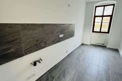 Wohnung Chemnitz Zentrum - 3 Zimmer, 89 m&sup2;, 399&euro; | Angebot:27108772