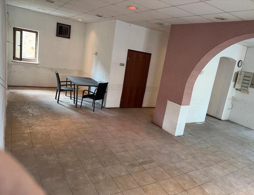 TOP Lage und solides 3 Familien Haus mit oder ohne Laden