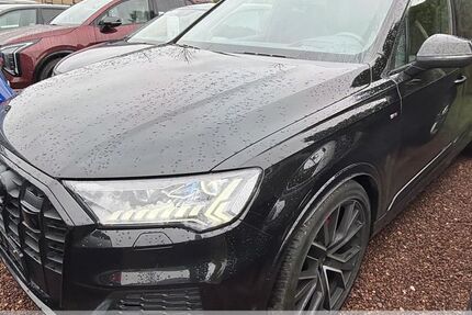 Audi Q7 90.650 km 54.999 &euro; Chemnitz - Mittelbach 09224