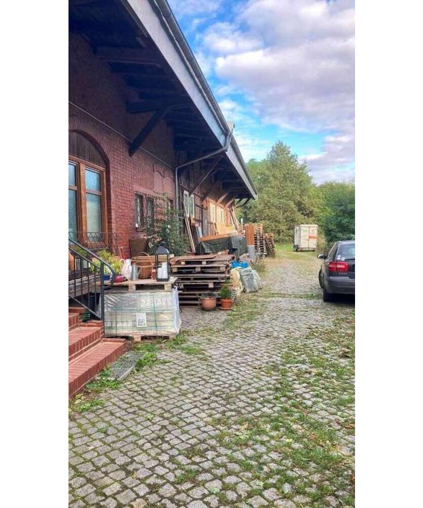 Halle in Nobitz 129.000 € 488 m²