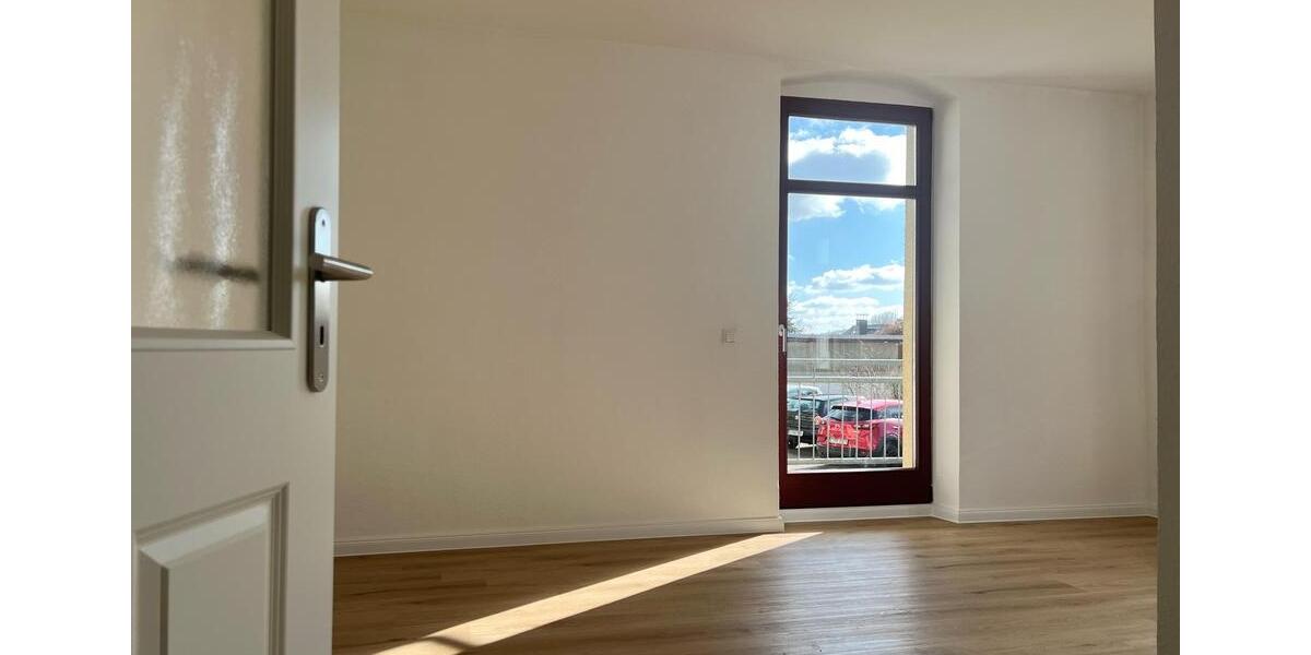 Erdgeschoßwohnung Chemnitz Ebersdorf - 3 Zimmer, 68 m&sup2;, 475&euro; | Angebot:25254343