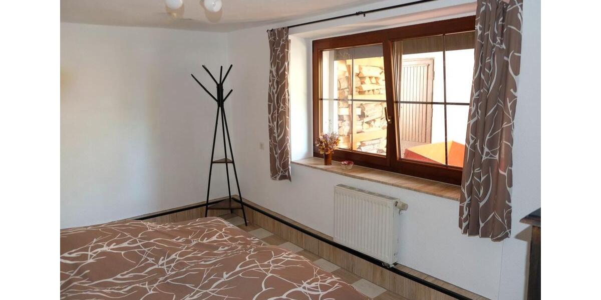 Einfamilienhaus Claußnitz - 8 Zimmer, 242 m&sup2;, 370.000&euro; | Angebot:24216218