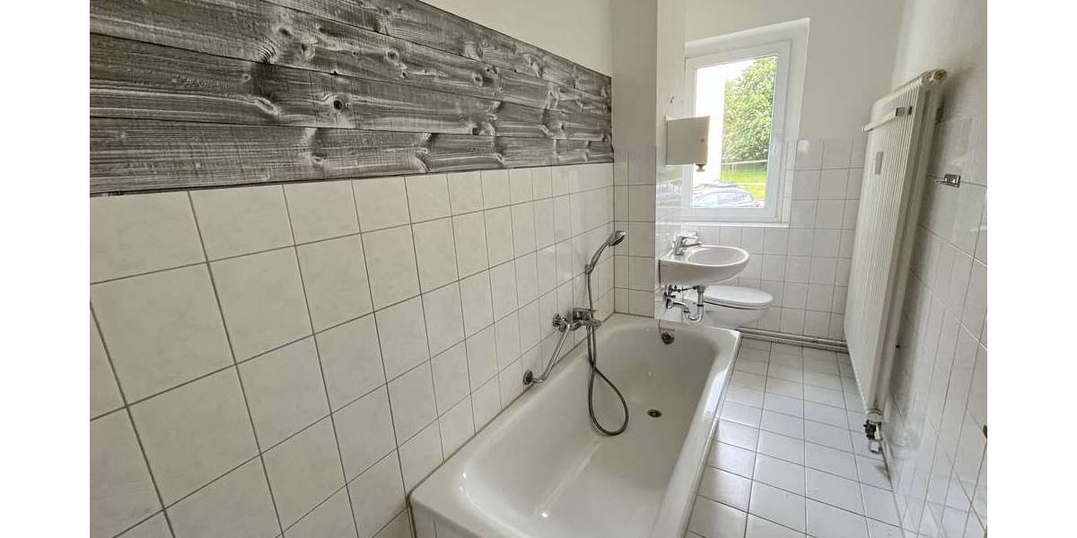 Etagenwohnung Hainichen - 3 Zimmer, 57 m&sup2;, 300&euro; | Angebot:26318928