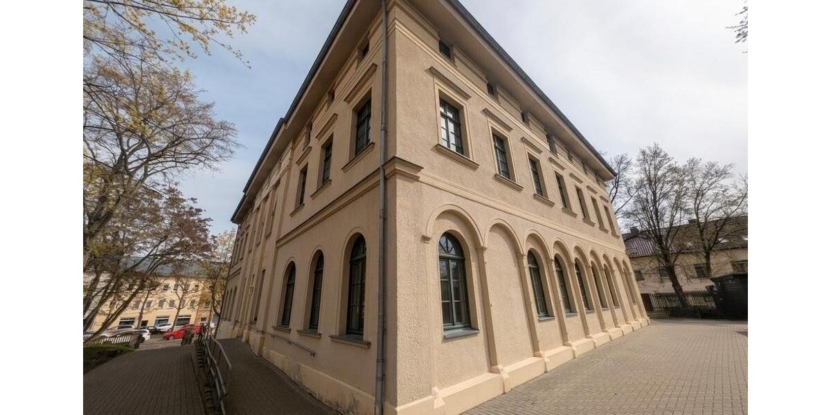 Etagenwohnung Glauchau - 2 Zimmer, 53 m&sup2;, 79.900&euro; | Angebot:26283483