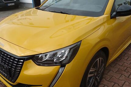 Peugeot 208 15.635 km 17.999 € Nobitz 04603
