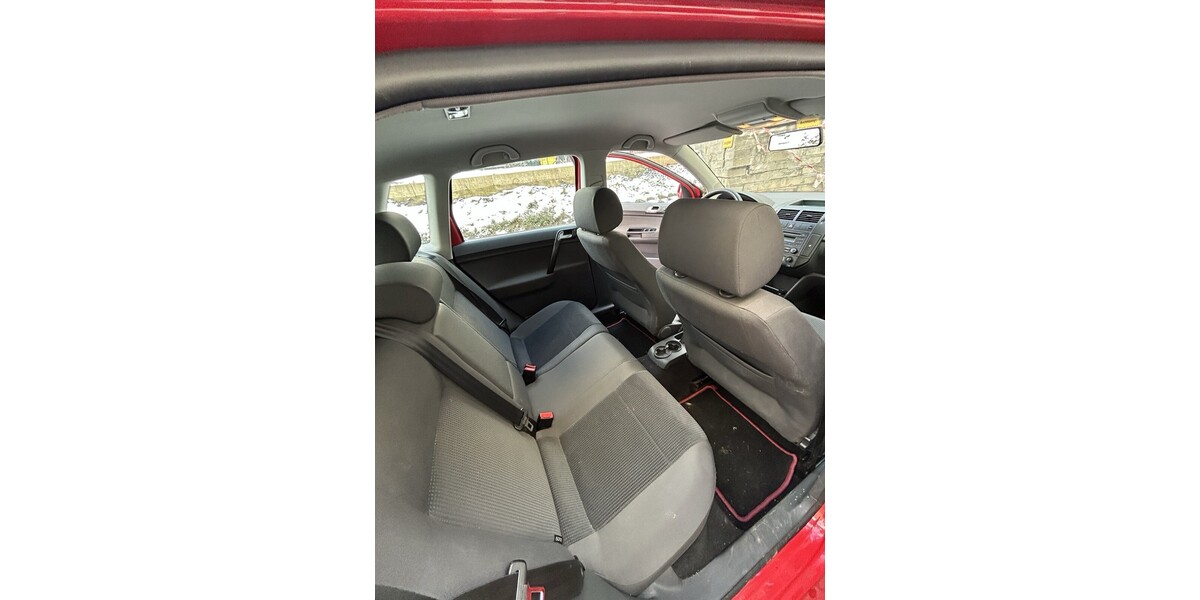 VW Polo 183.286 km 1.900 € Chemnitz 09111