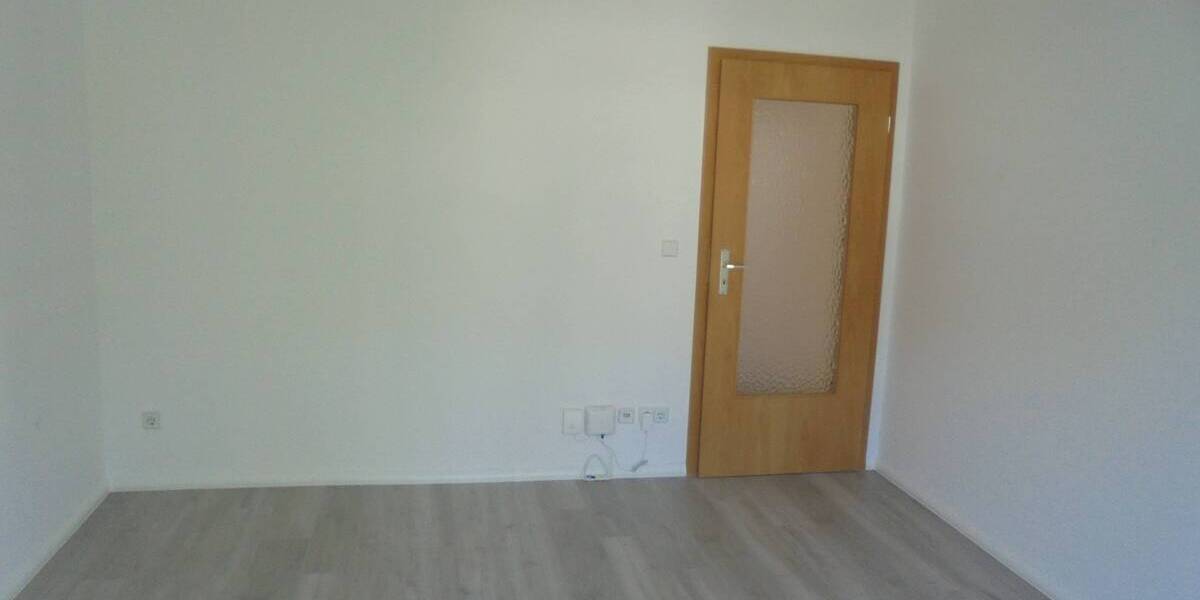 Etagenwohnung Chemnitz Lutherviertel - 2 Zimmer, 43 m&sup2;, 280&euro; | Angebot:26816881