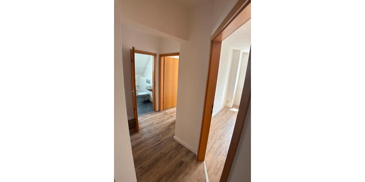 Etagenwohnung Limbach-Oberfrohna Oberfrohna - 2 Zimmer, 43 m&sup2;, 280&euro; | Angebot:26614619