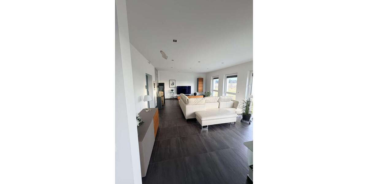 Etagenwohnung Chemnitz Adelsberg - 3 Zimmer, 114 m&sup2;, 320.000&euro; | Angebot:25973006