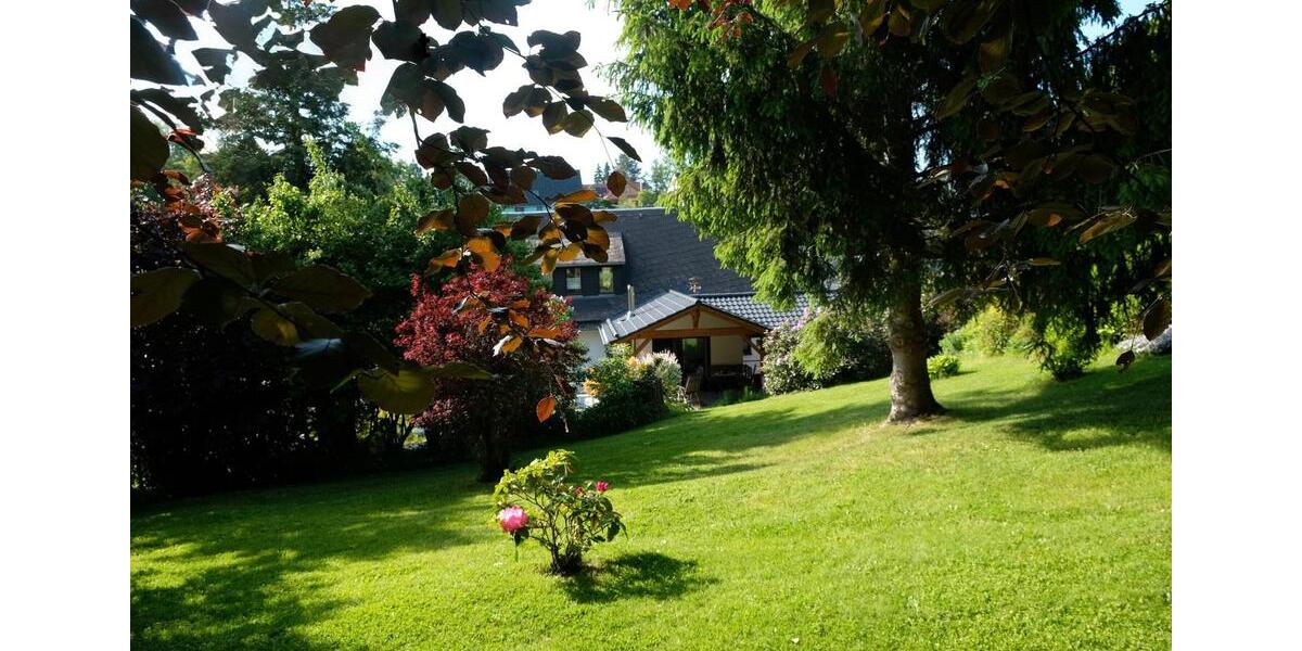 Einfamilienhaus Claußnitz - 8 Zimmer, 242 m&sup2;, 370.000&euro; | Angebot:24216218