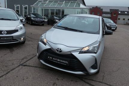 Toyota Yaris 89.000 km 5.900 € Chemnitz 09131