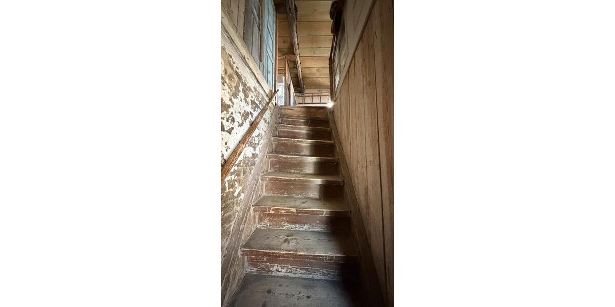 Wohnen und Arbeiten unter einem Dach – Renditestarkes Stadthaus in Geringswalde - Mehrfamilienhaus, Wohnhaus Geringswalde | Angebot:26943688
