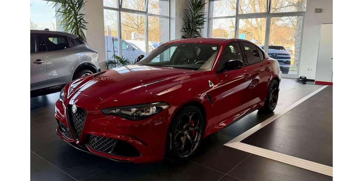 Alfa Romeo Giulia 22.400 km 71.900 &euro; Chemnitz 09130