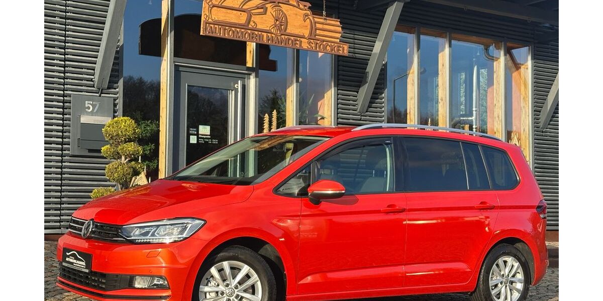 VW Touran 147.900 km 12.888 € Ehrenfriedersdorf 09427