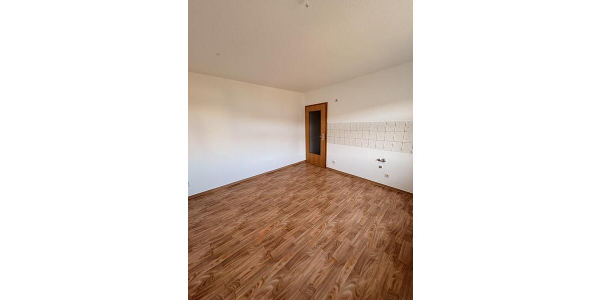 Etagenwohnung Chemnitz Adelsberg - 2 Zimmer, 51 m&sup2;, 334&euro; | Angebot:26453304
