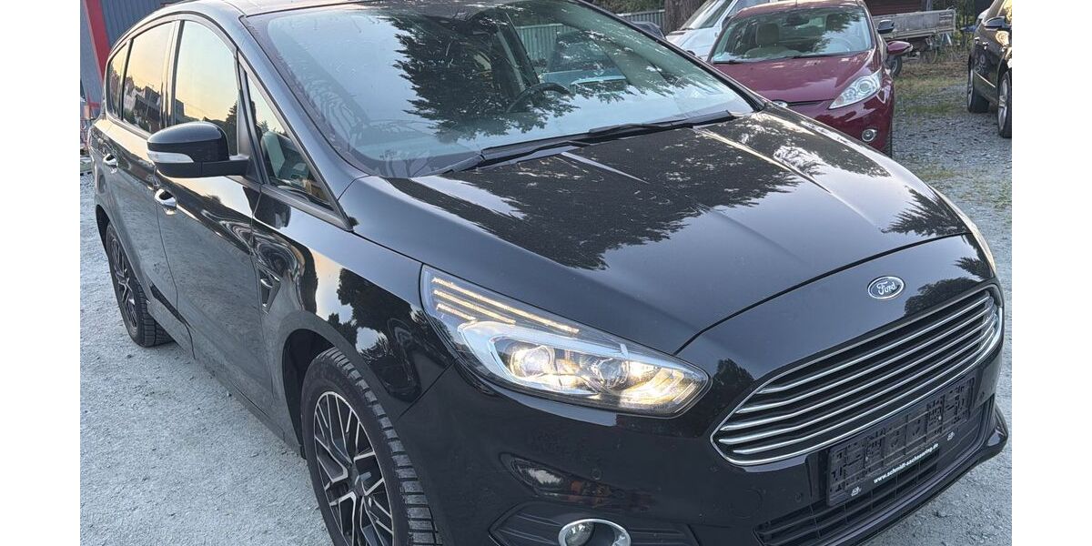 Ford S-Max 195.836 km 9.999 &euro; Chemnitz 09125