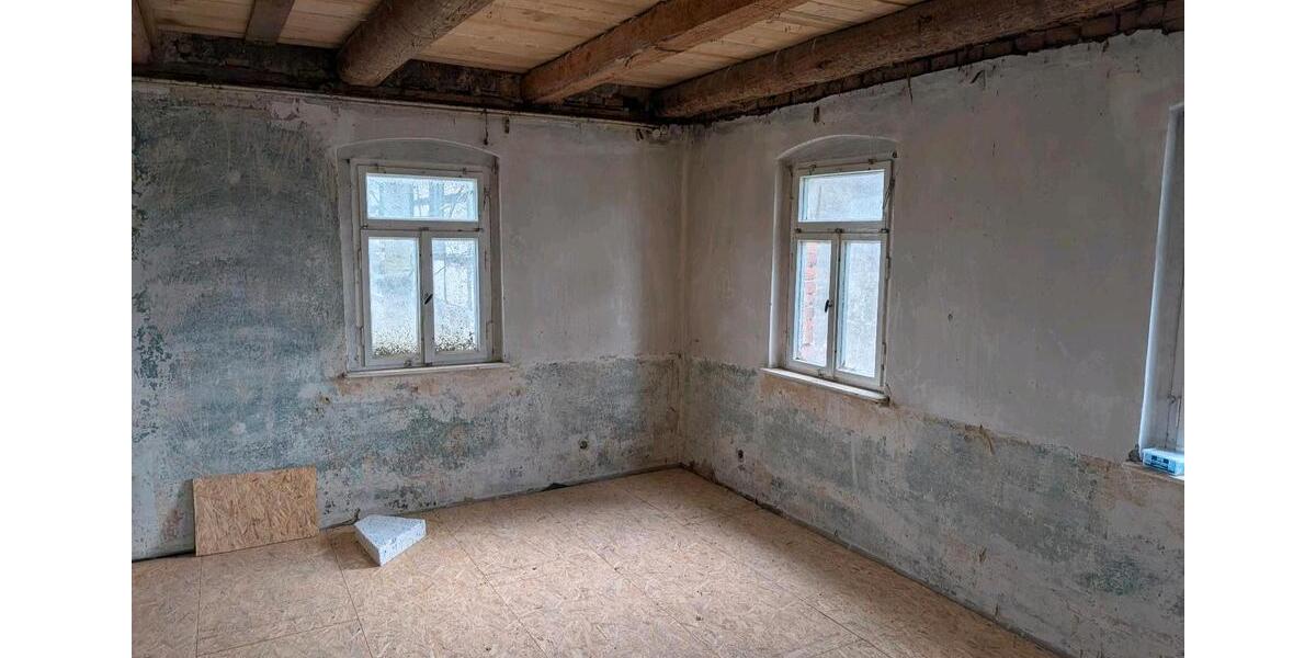Bauernhaus, Landhaus Glauchau - 12 Zimmer, 800 m&sup2;, 80.000&euro; | Angebot:26699971