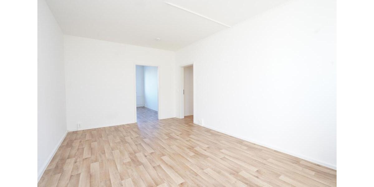 Erdgeschoßwohnung Chemnitz Adelsberg - 2 Zimmer, 71 m&sup2;, 484&euro; | Angebot:26442347
